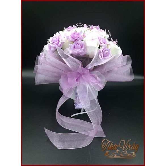 25 SZÁLAS FEHÉR RÓZSÁS-LILA RÓZSÁVAL DÍSZÍTETT ÖRÖK-CSOKOR+kitűzővel 