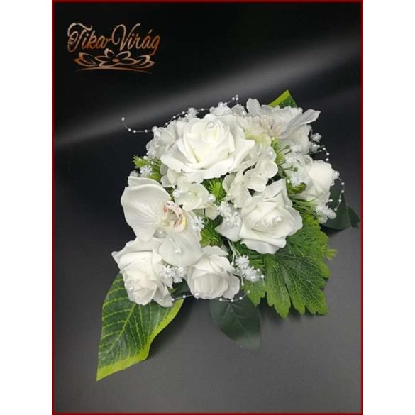 Fehér orchideás-rózsás asztaldísz 