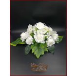 Fehér orchideás-rózsás asztaldísz 