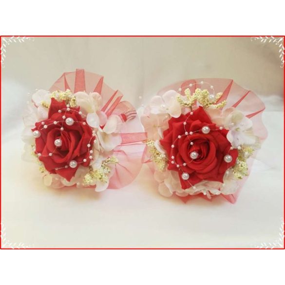 Piros rózsás-fehér hortenziás koszorúslány, dobó vagy köszöntő örök-csokor 