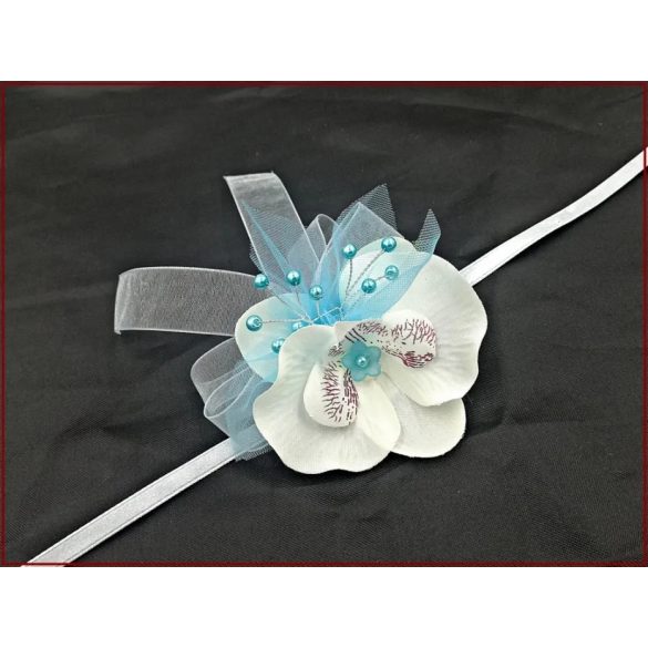 Világoskék-fehér orchideás csuklódísz 