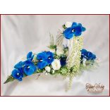 Virágtál Kék-orchideák Fehér Angol-rózsákkal 