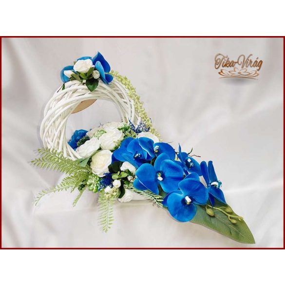 Virágtál Kék-orchideák Fehér Angol-rózsákkal 