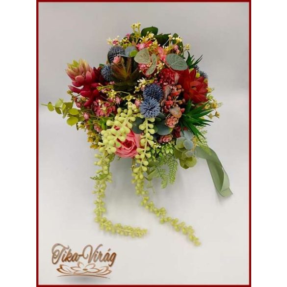 Pozsgás virágokból álló örök-csokor 