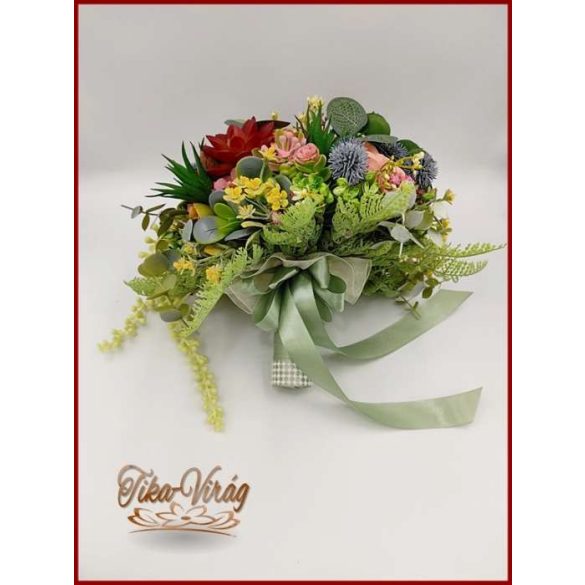 Pozsgás virágokból álló örök-csokor 