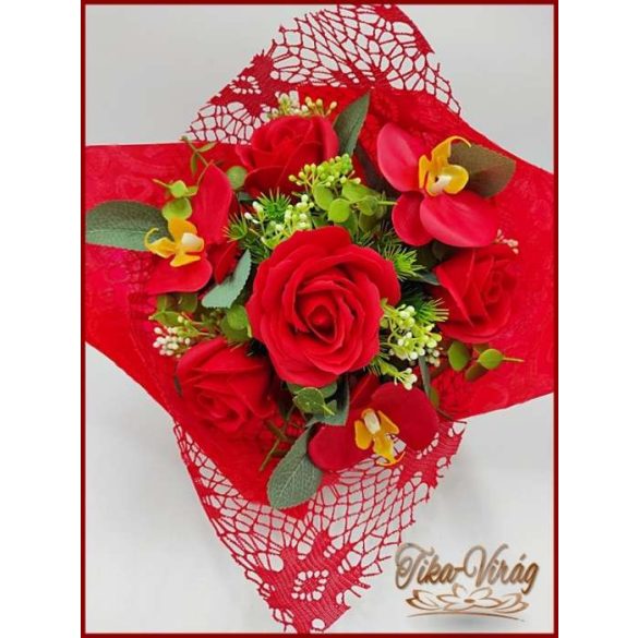 Piros rózsák - orchideák szappan-virág csokor 