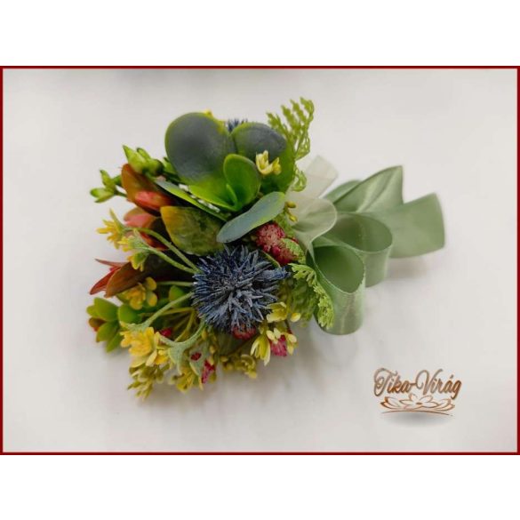 Pozsgás virágokból álló kitűző, bokréta 