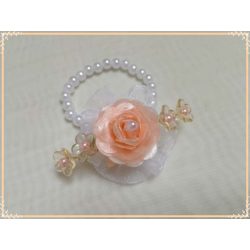 Piciknek barack-fehér csuklódísz 