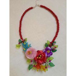 Kalocsai motívumos nyakdísz 