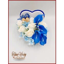   Virág-box 6 szál fehér szappanrózsával és Király-kék kálával 