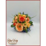 Narancsos rózsa-örök csokor, szellőrózsával és liziantusszal 