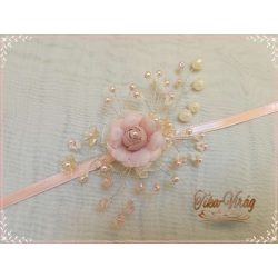 Púder-ekrü csuklódísz 