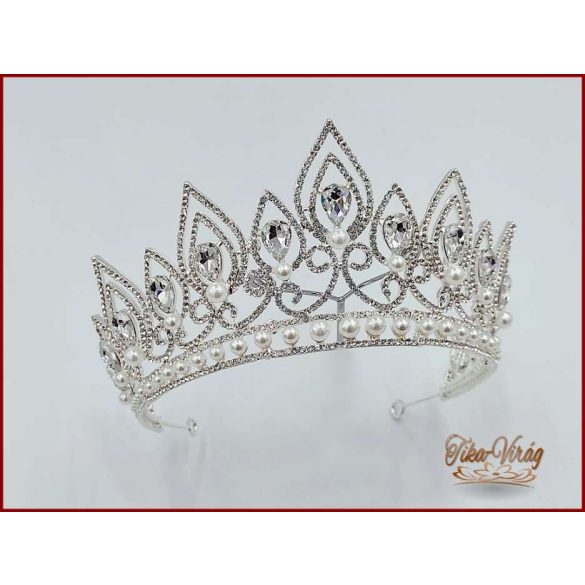 Korona fehér gyöngyökkel díszített + hozzá illő nyakék-szett variáció 180528.