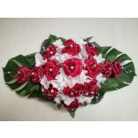 Bordó rózsás-fehér hortenziás örök-asztaldísz 