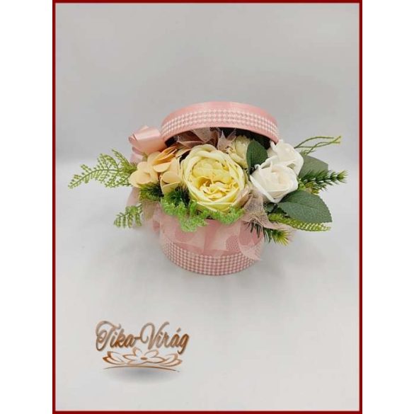 Púder-ekrü szappanvirág box 