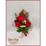 Szappanrózsa csokor piros 3 virágos 