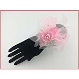 Rózsaszín-kálás csuklódísz lepkével 