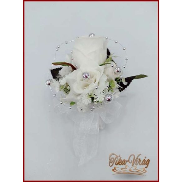 Fehér rózsás-ezüst díszítésű kitűző, bokréta 