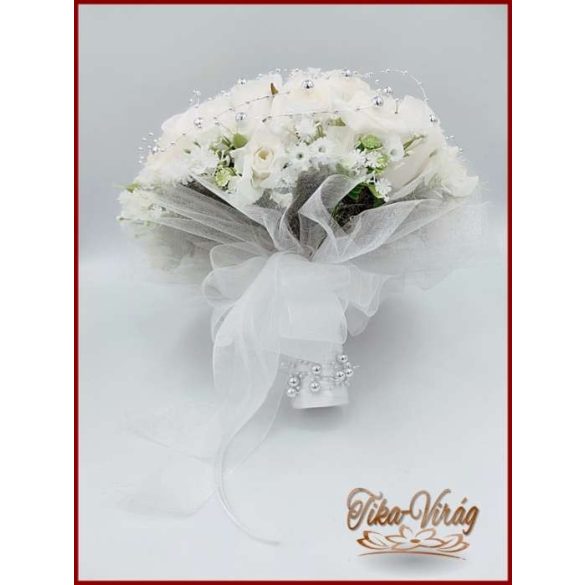 25 szálas fehér rózsás-ezüst díszítésű örök-csokor + kitűzővel 