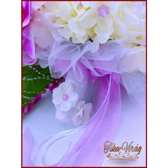 Lila orchideás - fehér rózsás örök-csokor + kitűző 