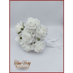   7 virágos 7 felé-szétrepülő dobócsokor fehér-rózsákból ezüst díszítéssel 