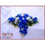 Kék-orchideás- fehér rózsákkal örök-asztaldísz 