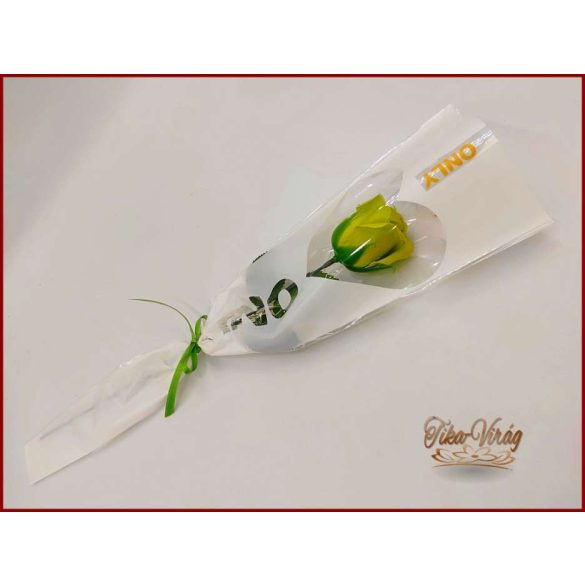 Zöld színű szappanrózsa díszcsomagolásban 