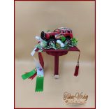 Ovis ballagási örök csokor fiúknak – piros terepjárós egyedi ajándék