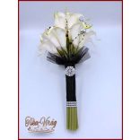 24 virágos Fehér Kála örök-csokor fekete díszítéssel + kitűzővel 