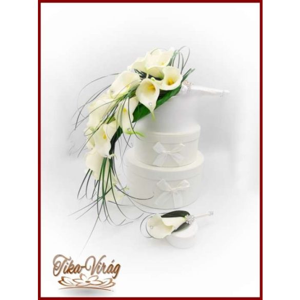 18 SZÁL FEHÉR KÁLÁS ÖRÖK-CSOKOR+kitűzővel 