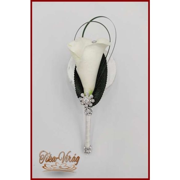 18 SZÁL FEHÉR KÁLÁS ÖRÖK-CSOKOR+kitűzővel 