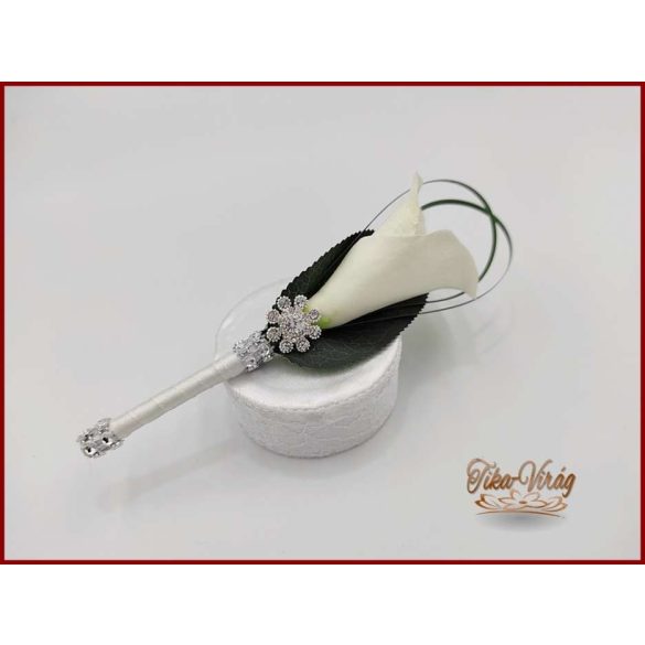 18 SZÁL FEHÉR KÁLÁS ÖRÖK-CSOKOR+kitűzővel 