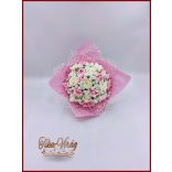 5 szálas fehér rózsa - rózsaszín rózsákkal, rózsaszín díszcsomagolásban díszített örök-csokor 