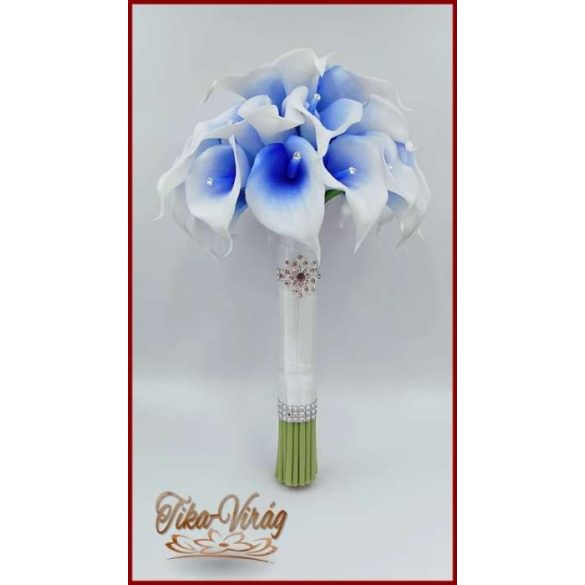 30 virágos White-Blue kálás örök-csokor + kitűzővel 