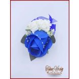 Királykék-fehér rózsás kitűző, bokréta 