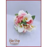 Koszorúslány vagy dobó örök-csokor kála, rózsa, orchidea, liziantusz kövekkel díszített 