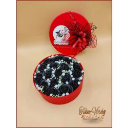 17 szál fekete rózsás szappanvirág box