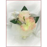 Hamvas barack 1 rózsás kitűző, bokréta 