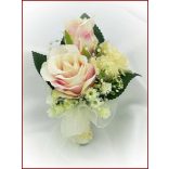 Mályva-ekrü 34 szálas örök-csokor kitűzővel 