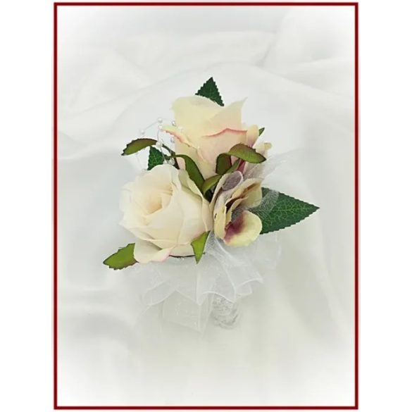 Sötét-mályvás-pasztell 2 virágos kitűző, bokréta 