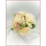 Hamvas barack rózsa Örök-csokor 5 virágos 