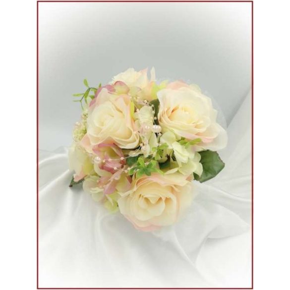 Hamvas barack rózsa Örök-csokor 5 virágos 