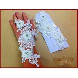 Menyasszonyi csipke kesztyű, rövid ujjas változat  