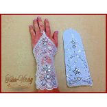 Rövid ujjas menyasszonyi kesztyű csipkéből  