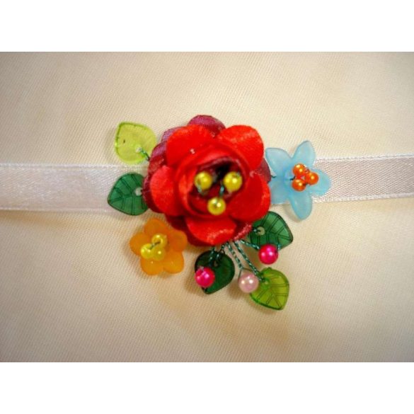 Kalocsai motívumos nyakdísz 