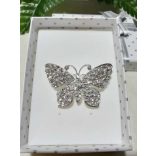 Brosstű Díszdobozban Lepkés 