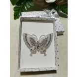 Brosstű Díszdobozban Lepkés 