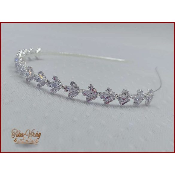 CIRKÓNA KÖVEKKEL DÍSZÍTETT HAJRÁF BACHQ-22616.2.