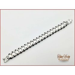 Ezüst színű nemesacél mintás karkötő 