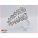 Dupla soros, belógó köves, nagy félkorona CALNC-123601.